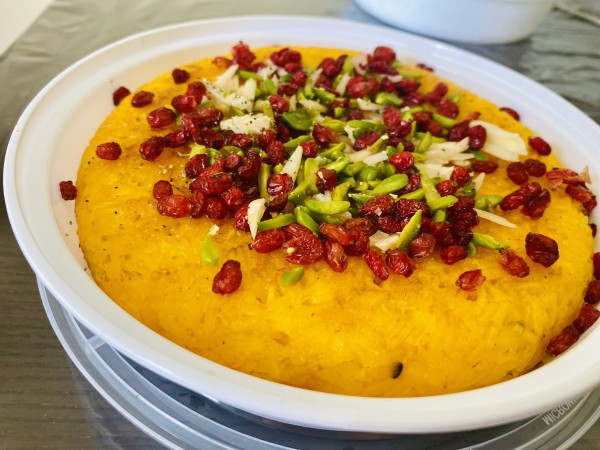 Chicken Tahchin/ته چين مرغ